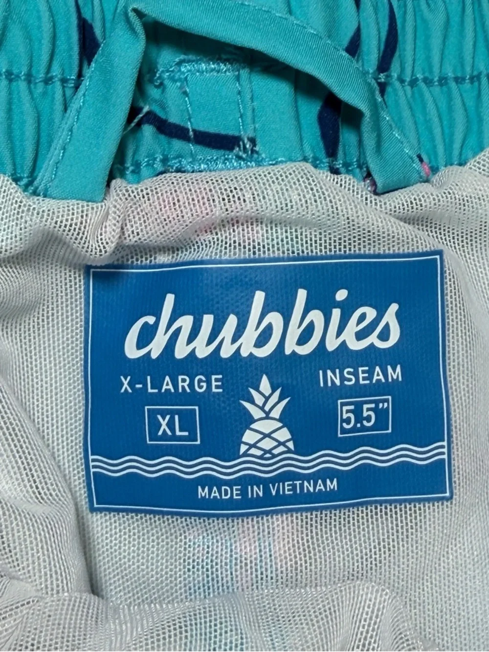 chubbies men’s Teal Swim 5.5 inch Shorts with Pink‎ Flamingo Print size XL
